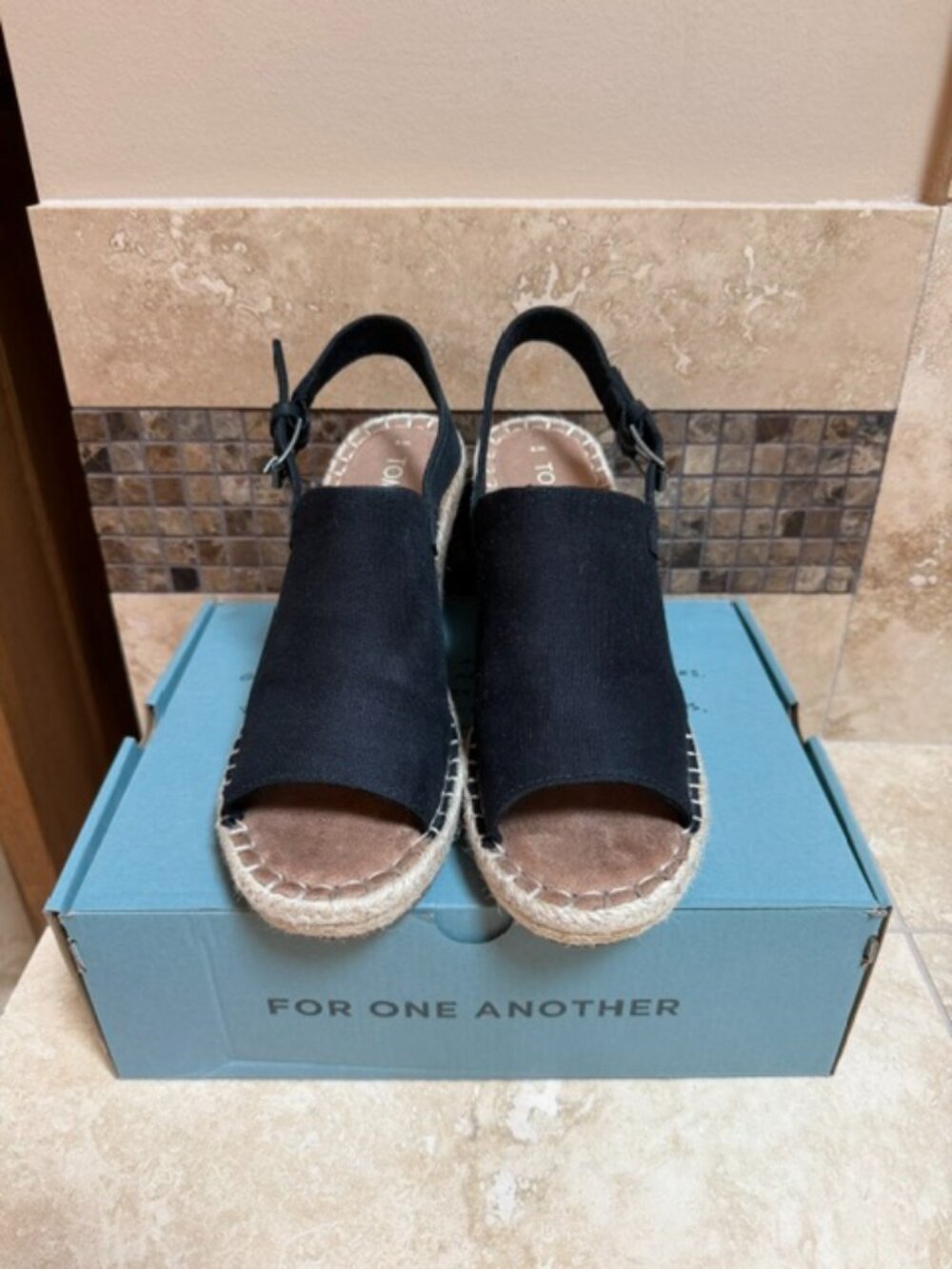 TOMS Monica Black Oxford Wedge Espadrila Sandal